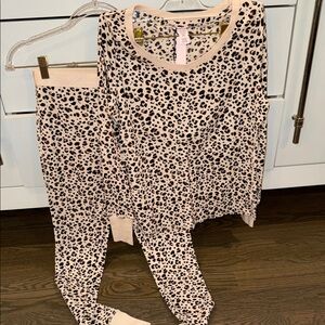 Victoria's Secret Pink Leopard Kids Pajama Set
